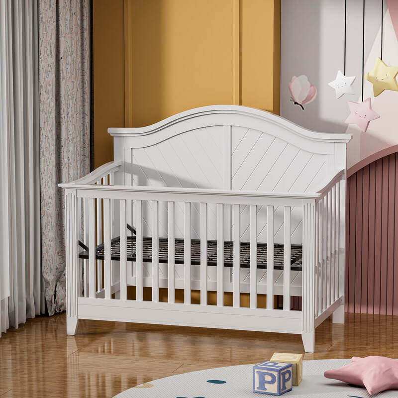 Cama de bebé de madera convertible versátil