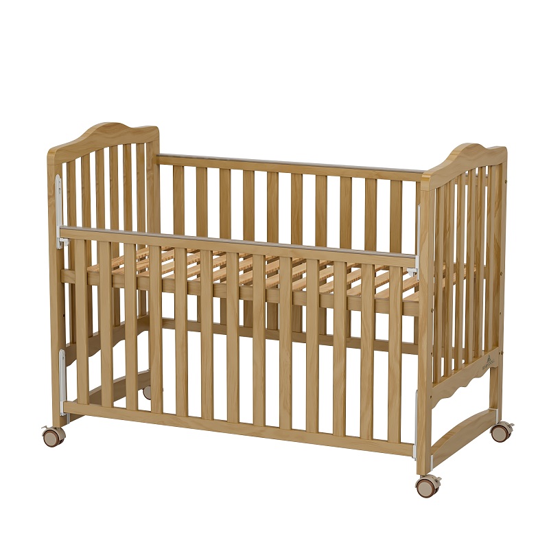 Wooden Baby Bed Varnish 419-7