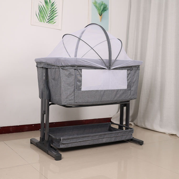 New Design Bedside Rocking Bassinet