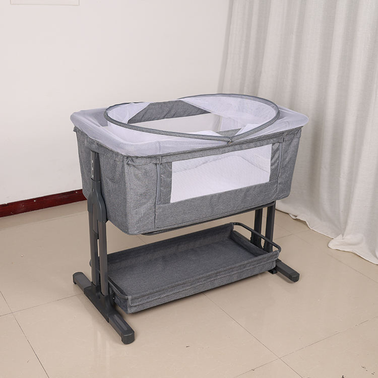 New Design Bedside Rocking Bassinet