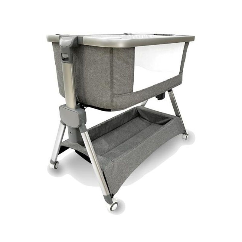 Simple Folding Portable Bassinet