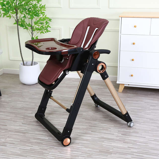 Chaise d'alimentation pliable avec double plateau