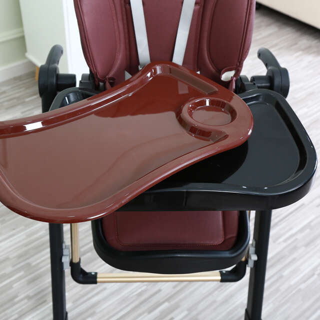 Chaise d'alimentation pliable avec double plateau