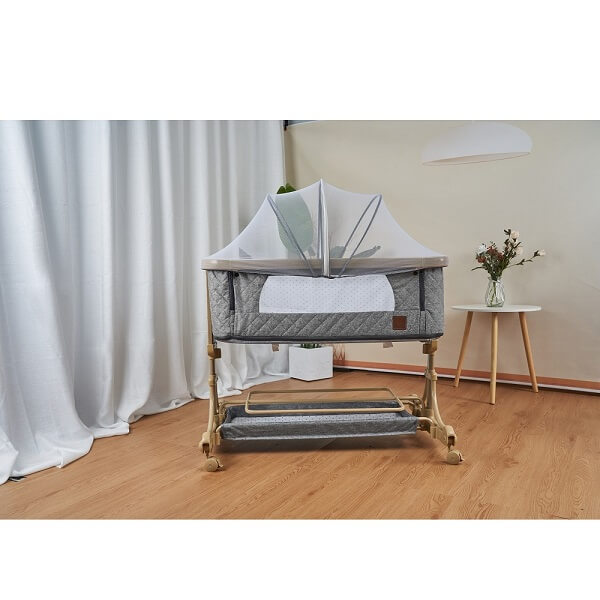 Pack N Play Bassinet with Wheels