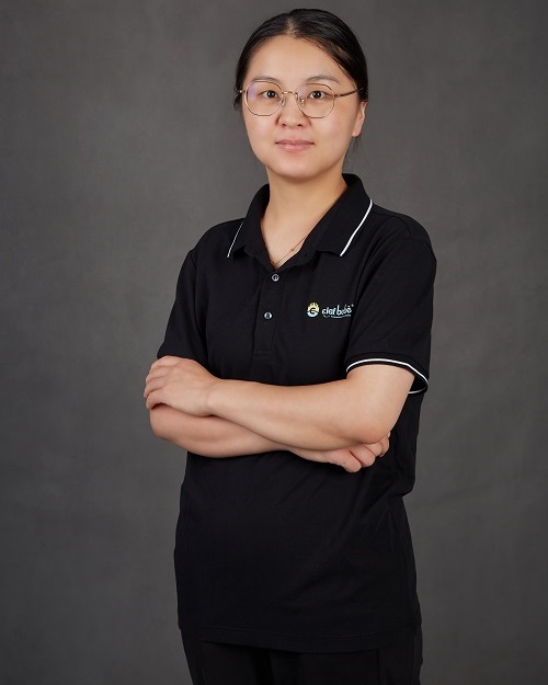 8 Vivian Song-Marketing manager