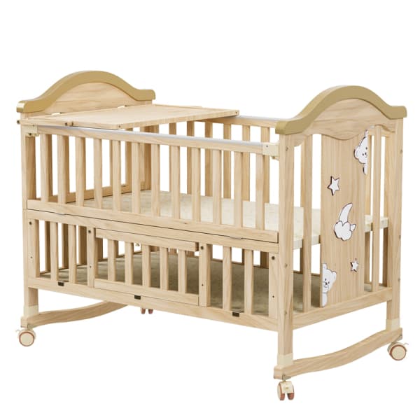 Lit bébé convertible en bois naturel